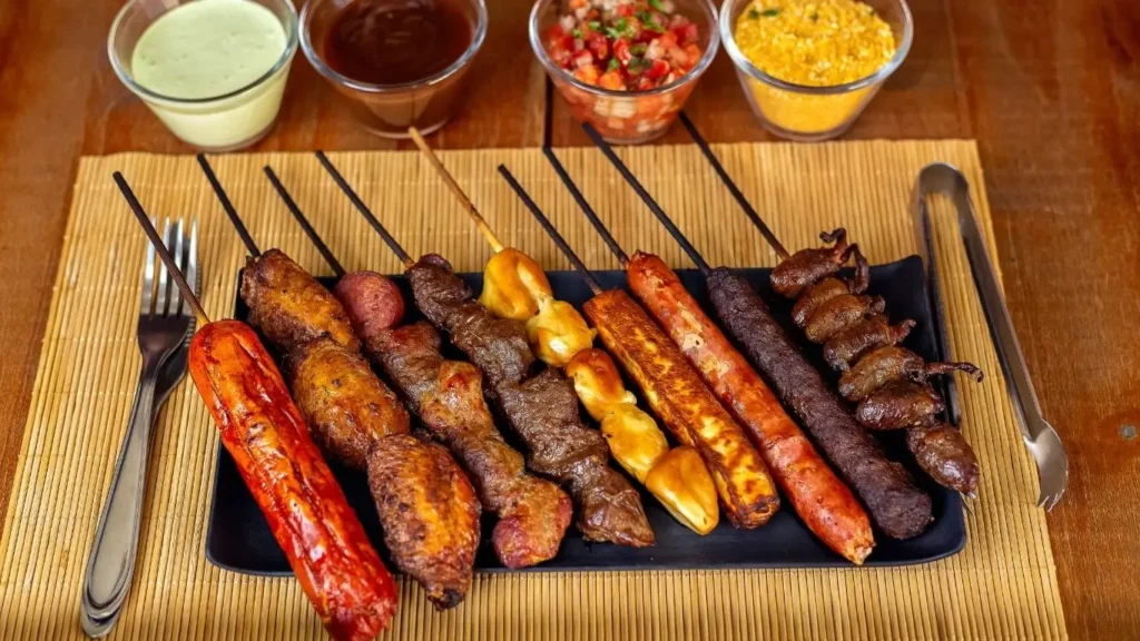 Espetinhos : Guia completo pra fazer e revender