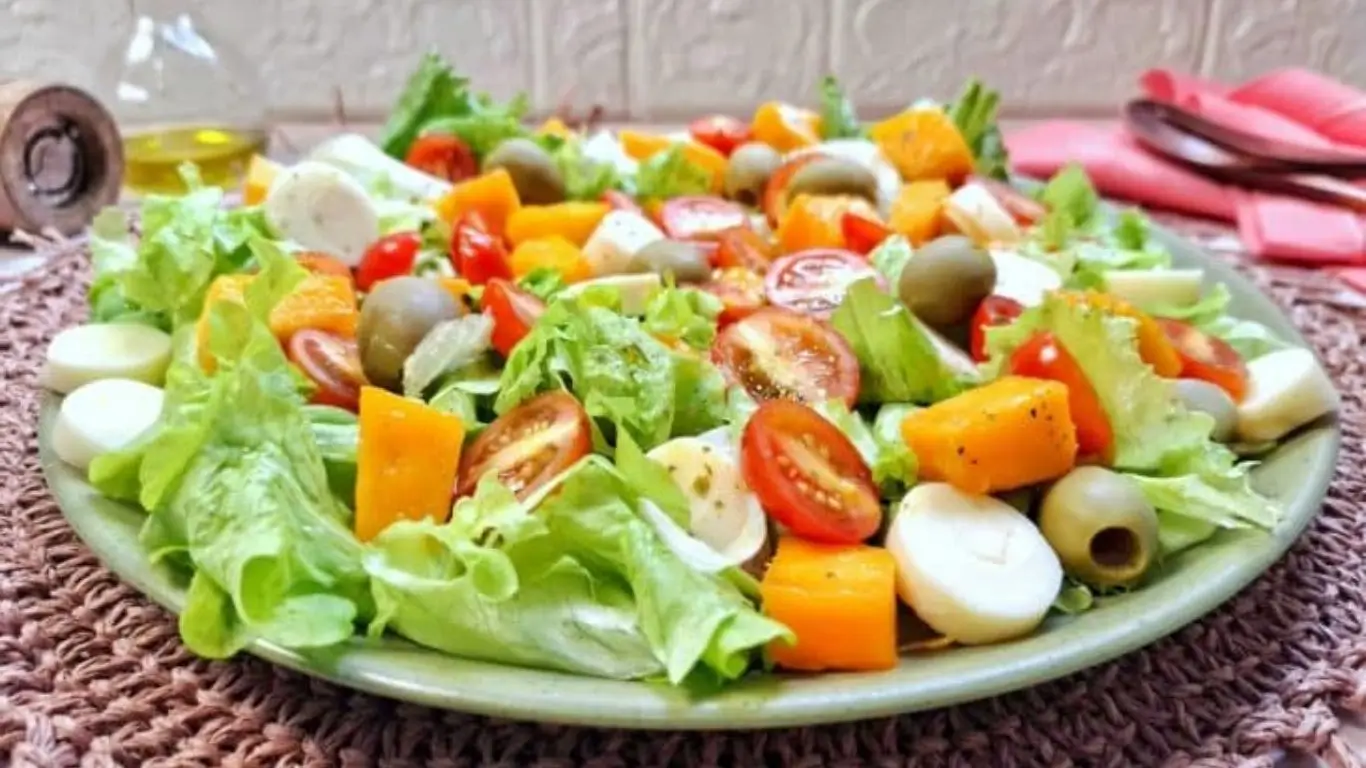 Saladas Pra Churrasco - Veja 7 Opções Deliciosas e fáceis de fazer!